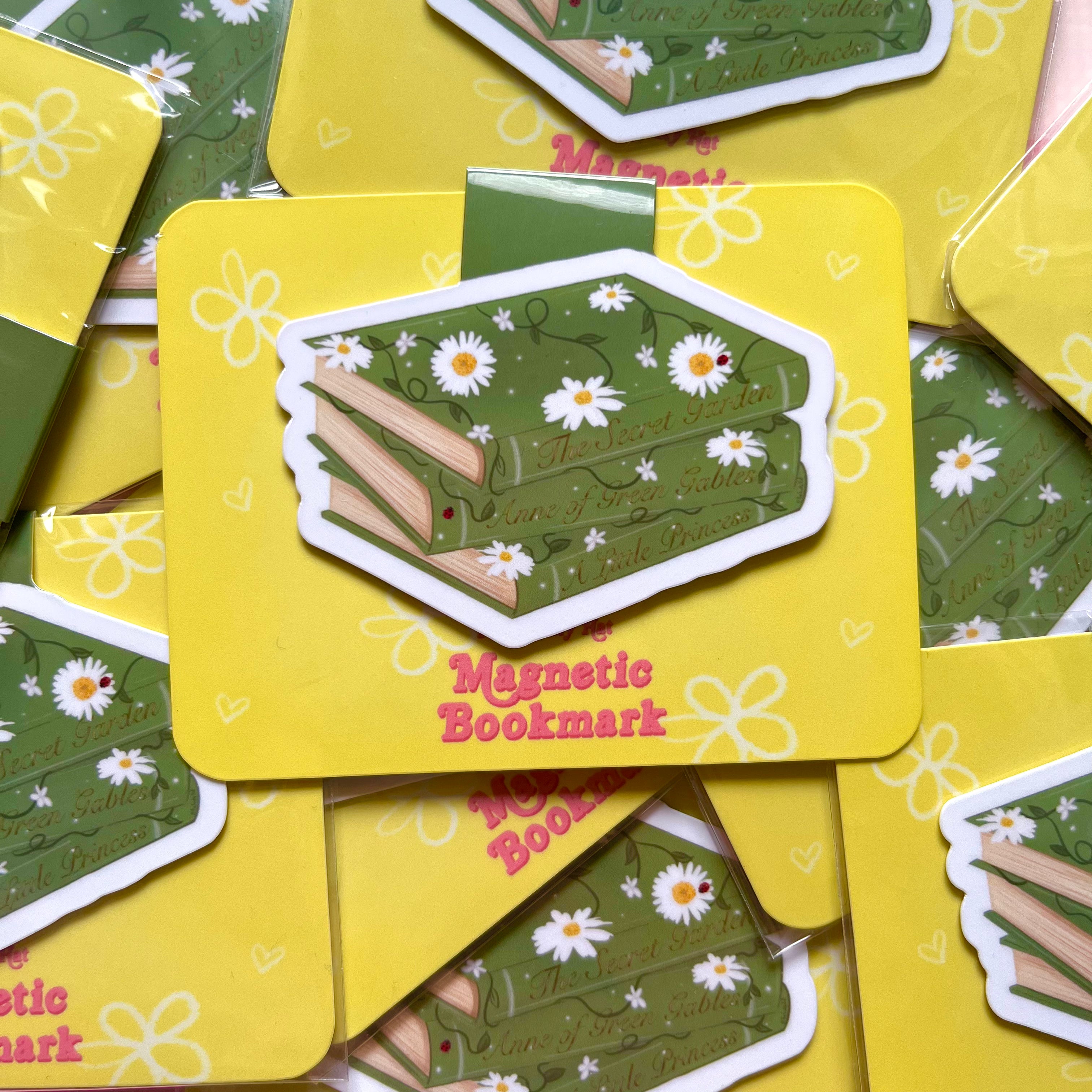 Floral Stack Magnetic Bookmark